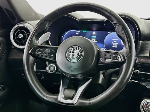 Used 2024 Alfa Romeo Tonale Veloce w/ Active Assist Package AWD/4WD image 8