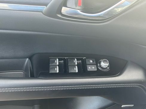 Used 2025 MAZDA CX-5 AWD 2.5 S w/ Premium Plus Pkg image 11