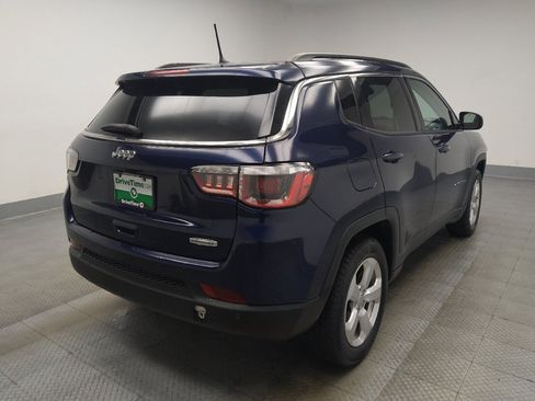 Used 2018 Jeep Compass Latitude w/ Safe & Security Group FWD image 9