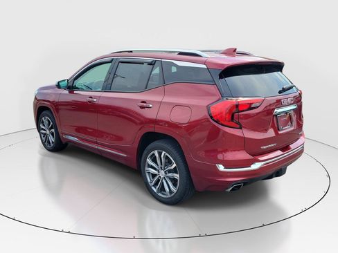 Used 2018 GMC Terrain Denali w/ Advanced Safety Package AWD/4WD image 3
