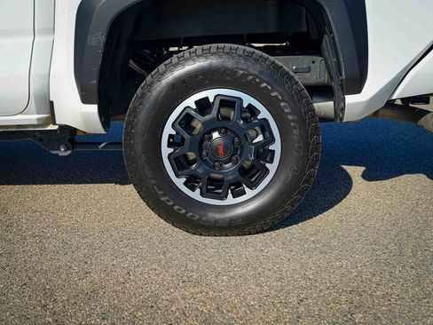 Used 2024 Toyota Tacoma TRD Off-Road AWD/4WD image 13