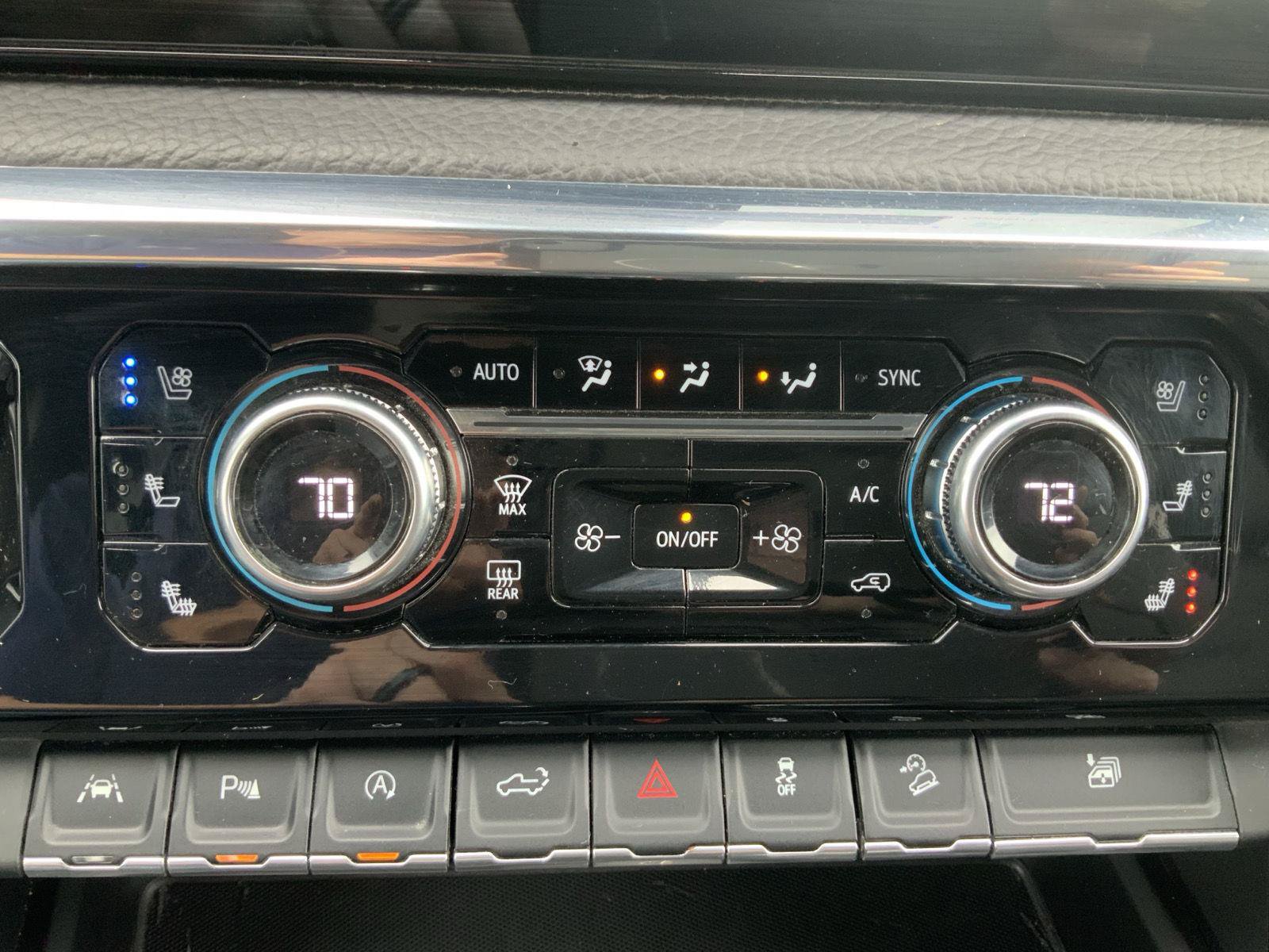 Used 2024 GMC Sierra 1500 Denali AWD/4WD image 37