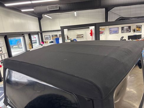 Used 2018 Jeep Wrangler Rubicon image 20