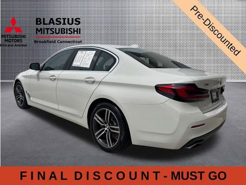 Used 2023 BMW 530i xDrive w/ Convenience Package AWD/4WD image 12