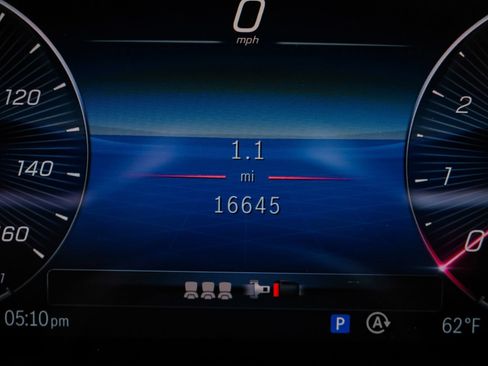 Used 2024 Mercedes-Benz GLB 250 GLB 250 image 22