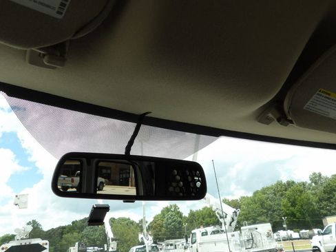 Used 2020 Chevrolet Express 2500 w/ Driver Convenience Package image 23