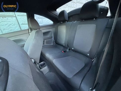 Used 2014 Volkswagen Beetle 1.8T image 22