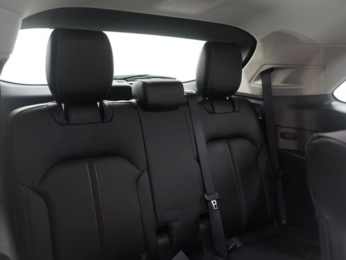 Certified 2024 MAZDA CX-90 3.3 Turbo w/ Select Package image 12