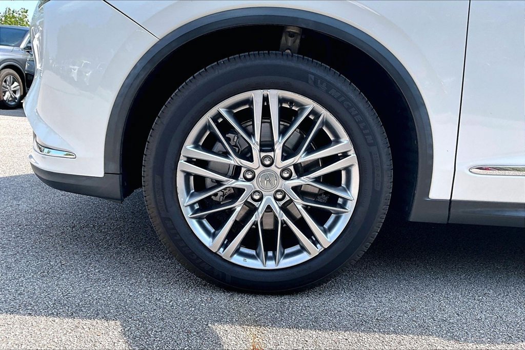 Used 2022 Acura MDX w/ Advance Package AWD/4WD image 11