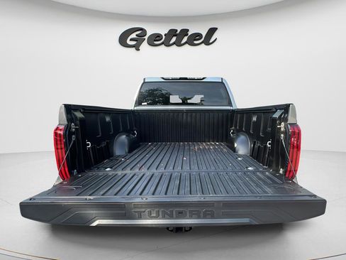 Used 2023 Toyota Tundra Limited w/ Power Package AWD/4WD image 9