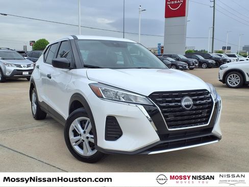 Used 2024 Nissan Kicks S FWD image 1