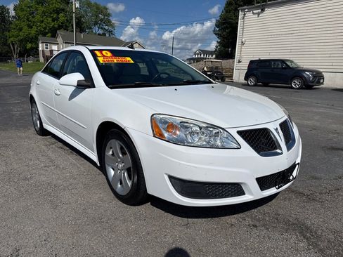 Used 2010 Pontiac G6 Sedan FWD image 4