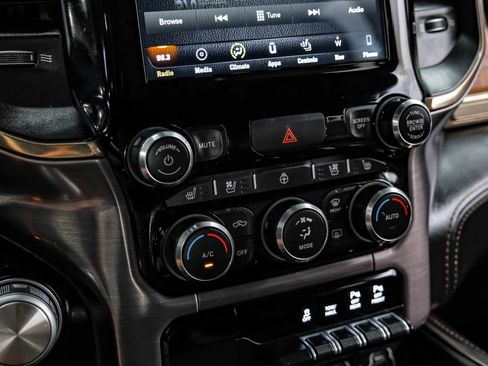 Used 2019 RAM 1500 Limited AWD/4WD image 31