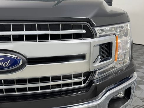 Used 2018 Ford F150 XLT w/ Equipment Group 302A Luxury AWD/4WD image 5