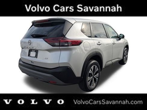 Used 2022 Nissan Rogue SV image 5