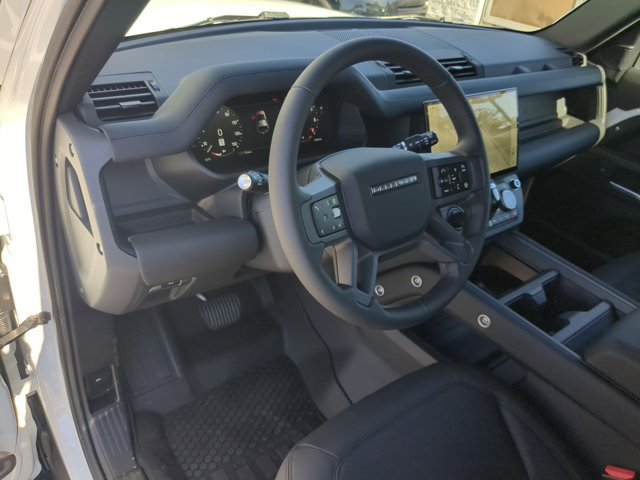 New 2026 Land Rover Defender 110 S AWD/4WD image 3