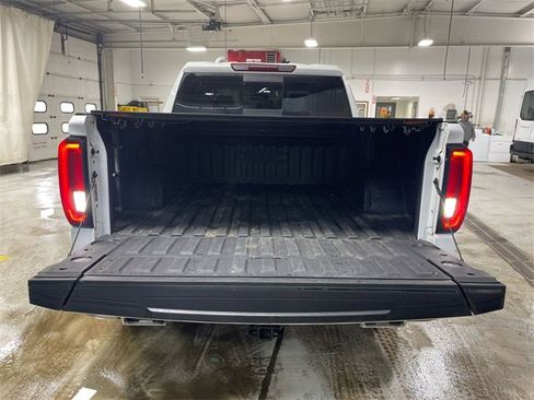 Used 2023 GMC Sierra 1500 SLT image 23