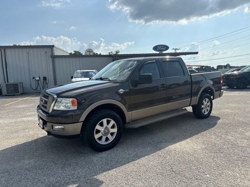 Used 2005 Ford F150 4x4 SuperCrew image 4