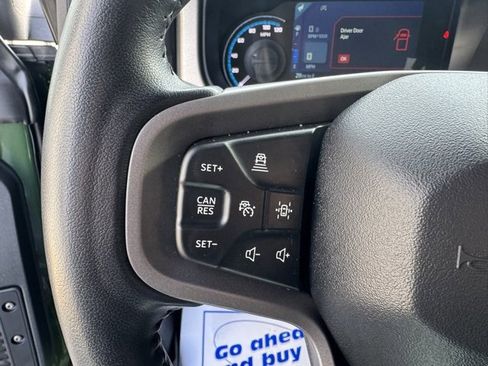 Used 2024 Ford Bronco Outer Banks image 23