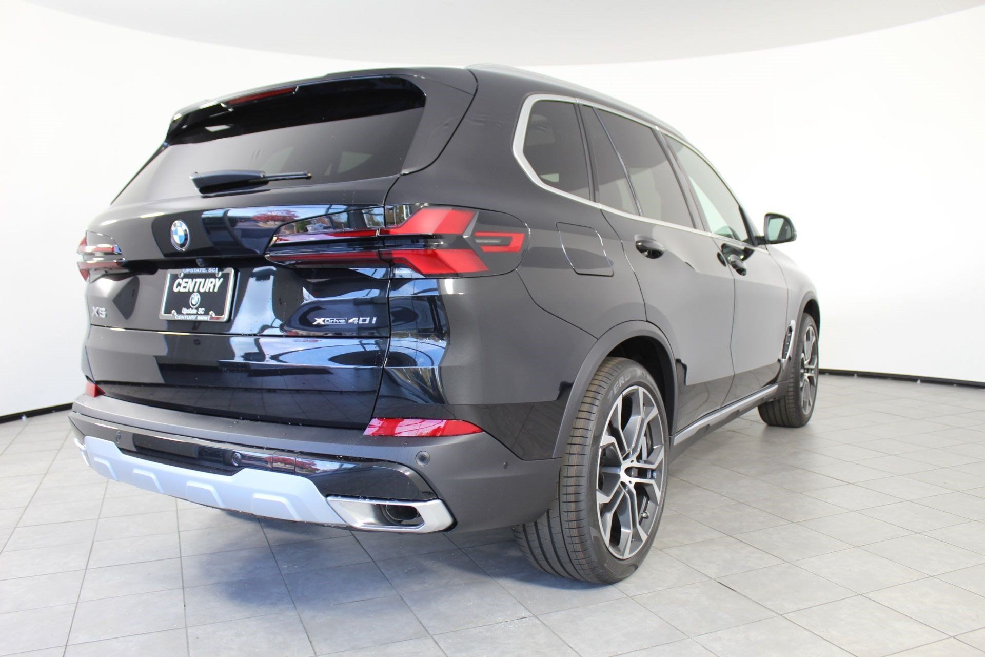 Used 2026 BMW X5 xDrive40i w/ Premium Package AWD/4WD image 9