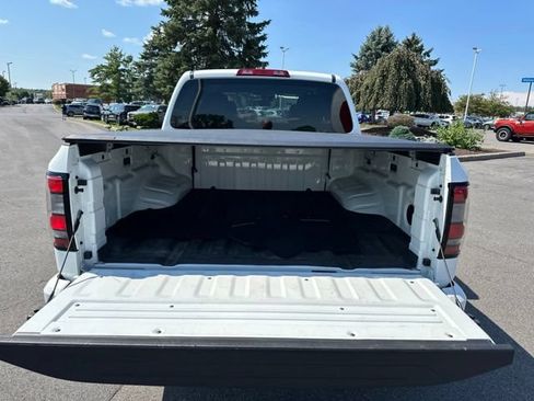 Certified 2024 Nissan Frontier SV w/ Technology Package AWD/4WD image 18
