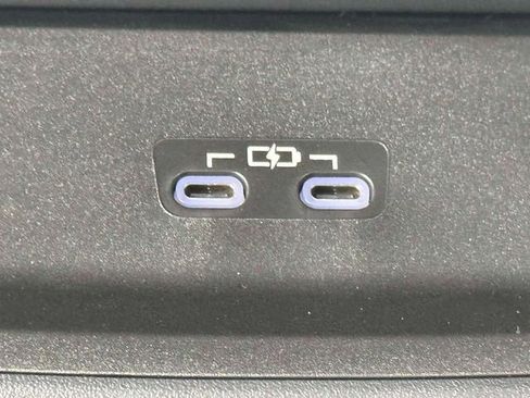 Used 2026 Subaru Solterra Premium w/ Premium Convenience Package image 13