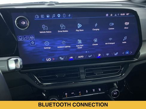Certified 2024 Chevrolet Equinox EV RS AWD/4WD image 5