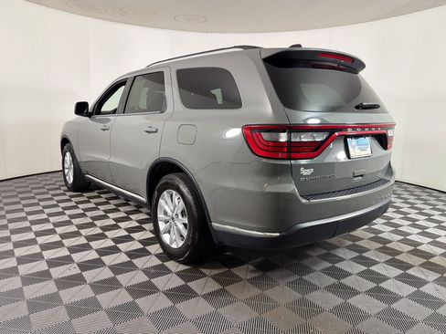 Used 2023 Dodge Durango SXT image 2