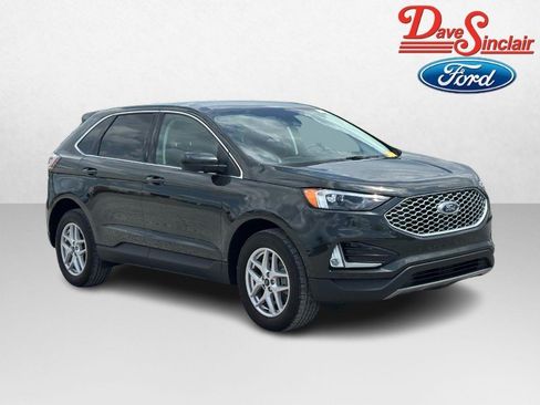 Used 2023 Ford Edge SEL w/ Convenience Package AWD/4WD image 4
