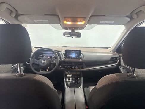 Used 2023 Nissan Rogue SV FWD image 18