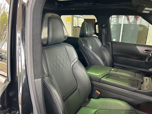 Used 2025 INFINITI QX80 Autograph w/ Premium Cargo Package AWD/4WD image 22