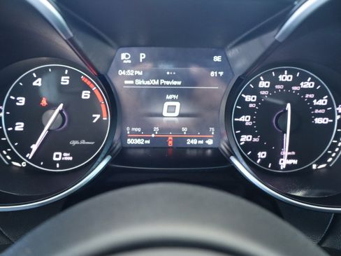 Used 2017 Alfa Romeo Giulia Ti w/ TI 19" Sport Package image 23