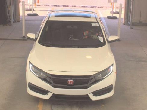 Used 2018 Honda Civic Si image 2