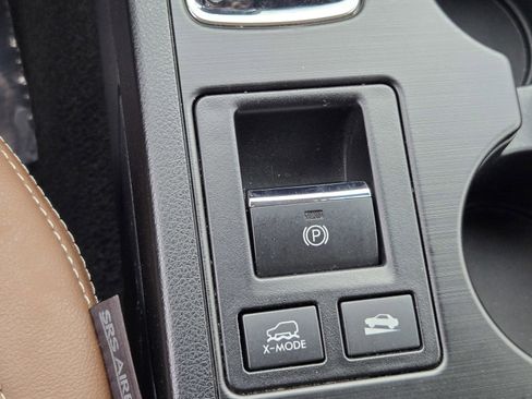 Used 2018 Subaru Outback 3.6R Touring w/ Popular Package #3 image 22