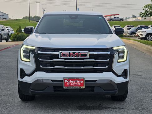 Used 2026 GMC Terrain Elevation FWD image 2