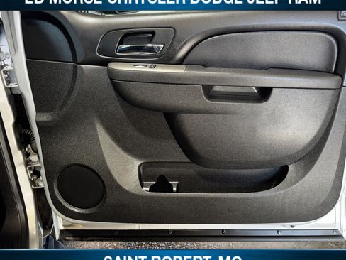Used 2013 Chevrolet Tahoe 4WD image 19