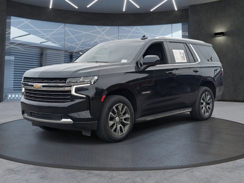 Used 2021 Chevrolet Tahoe LT image 2