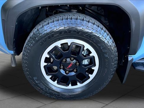 Used 2025 Toyota 4Runner TRD Off-Road Premium w/ Tow Technology Package AWD/4WD image 11