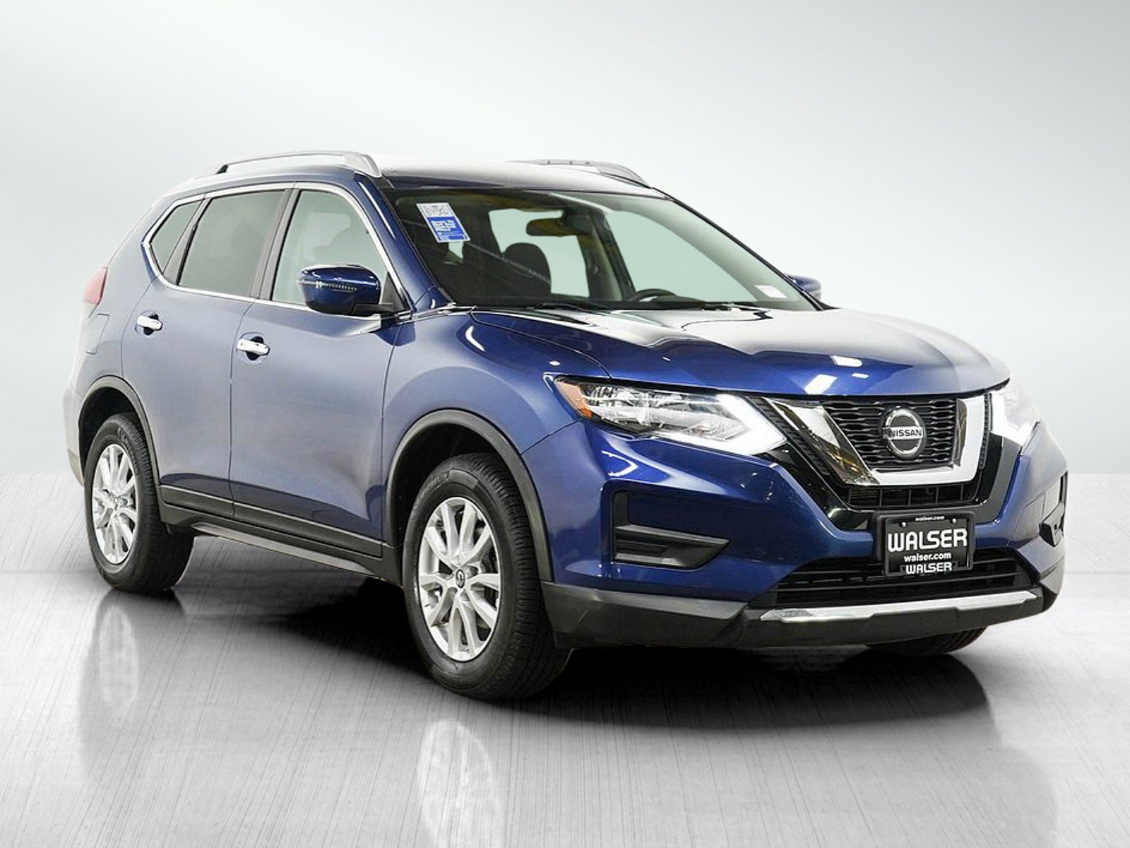 Used 2018 Nissan Rogue SV AWD/4WD image 8