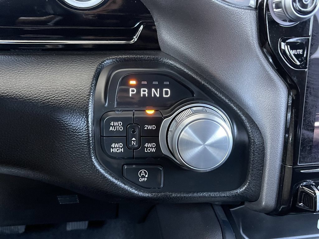 New 2026 RAM 1500 Laramie w/ Night Edition AWD/4WD image 32