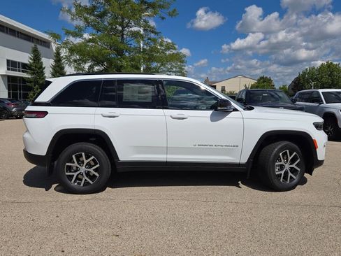 New 2025 Jeep Grand Cherokee Limited w/ MOPAR Finishing Package image 6