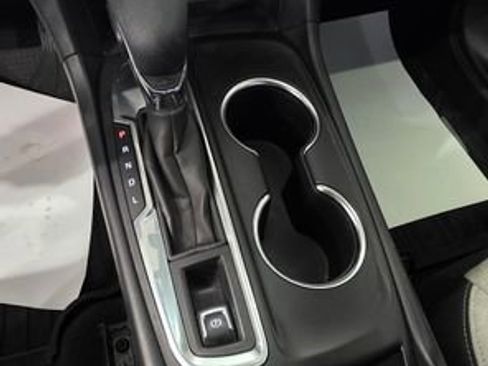 Used 2024 Chevrolet Equinox LS w/ LS Convenience Package image 22