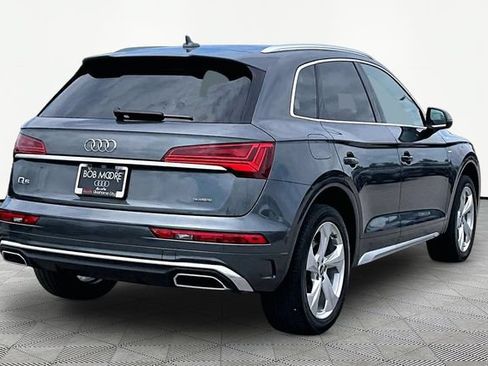 Used 2023 Audi Q5 2.0T Premium Plus w/ Premium Plus Package AWD/4WD image 2