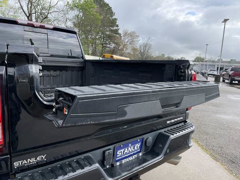 Used 2021 GMC Sierra 2500 Denali w/ Denali Ultimate Package image 47