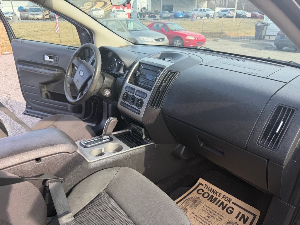 Used 2010 Ford Edge SE FWD image 17