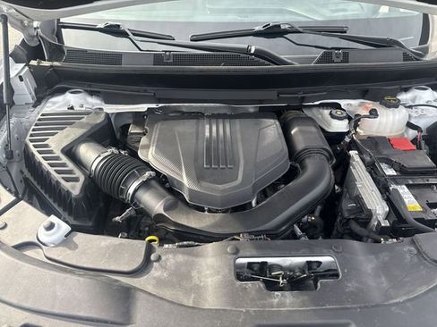 Used 2024 GMC Acadia Elevation AWD/4WD image 31