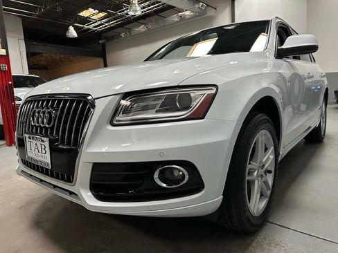 Used 2015 Audi Q5 2.0T Premium Plus w/ Technology Package AWD/4WD image 6