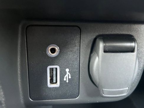 Certified 2025 Nissan Versa S w/ Trunk Package image 6