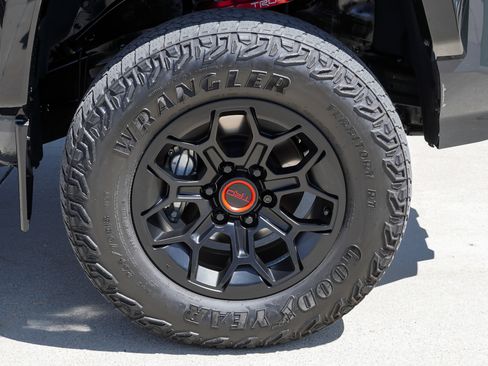Certified 2024 Toyota Tacoma TRD Pro AWD/4WD image 10