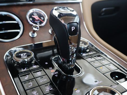Used 2022 Bentley Continental GT AWD/4WD image 18